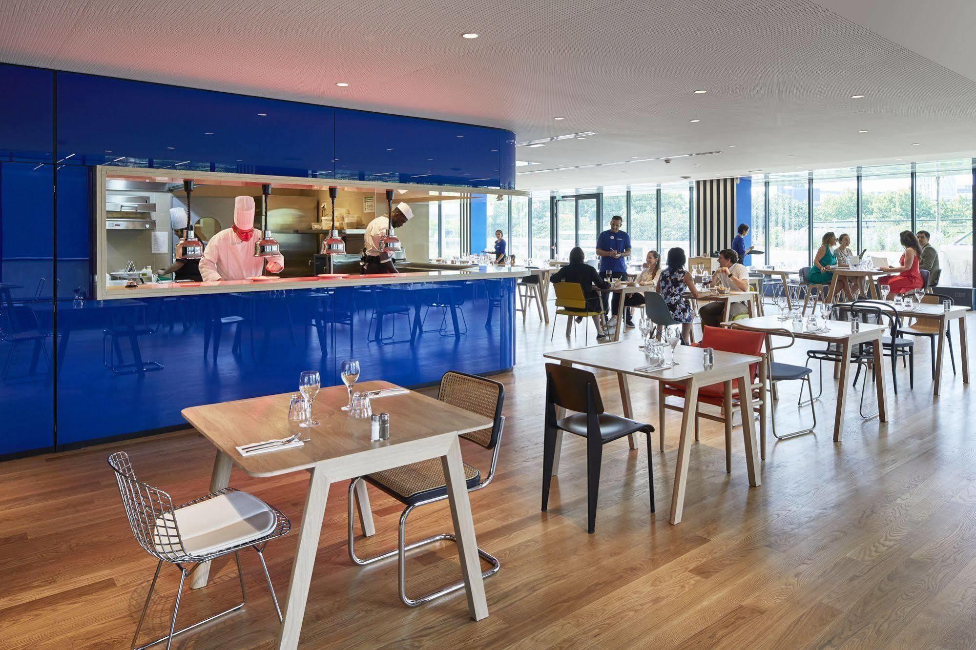 Yooma Urban Lodge Tour Eiffel Париж Экстерьер фото