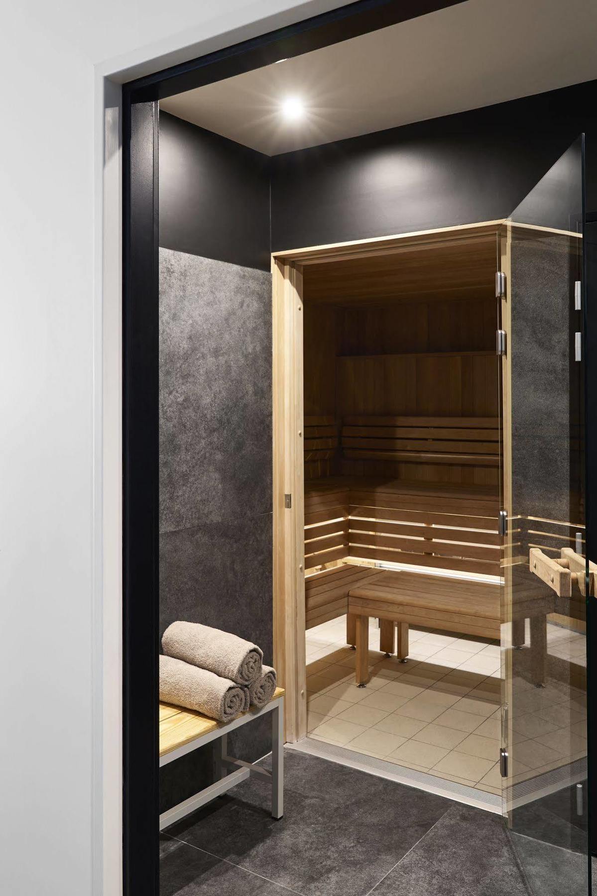 Yooma Urban Lodge Tour Eiffel Париж Экстерьер фото