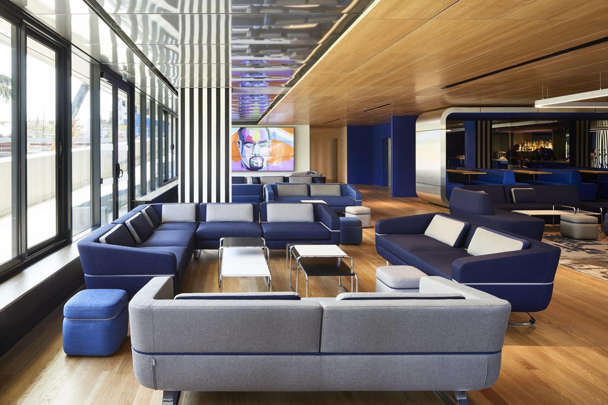 Yooma Urban Lodge Tour Eiffel Париж Экстерьер фото